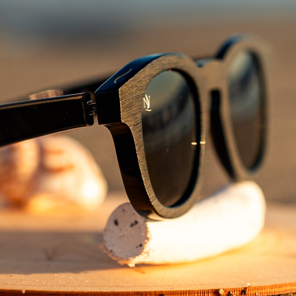 ARUBA - Textured Black